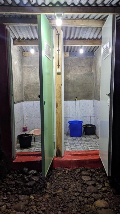 Penginapan Segitiga 2 Bandung Esterno foto